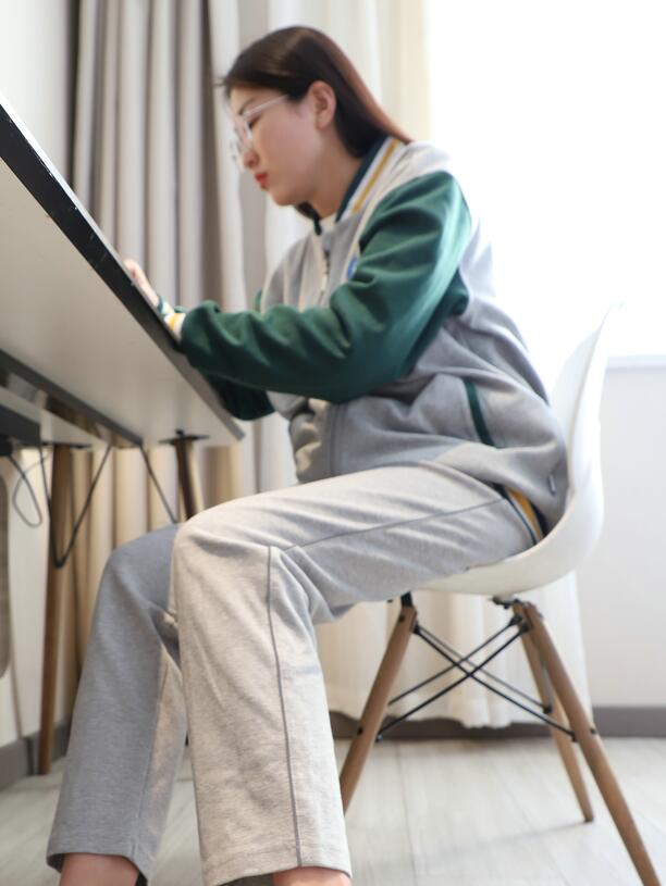 国产成人综合久久免费_QZ841.9.724-第1张图片